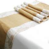 Chemin de Table en Toile de Jute avec dentelle sur les côtés